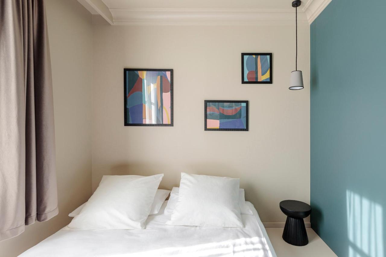 Hotel Corneille - Entree Autonome, Reception En Ligne - Encore Mieux Tours Kültér fotó